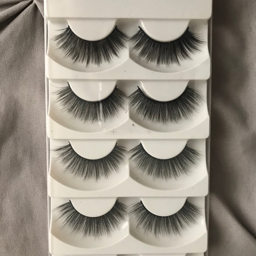 2 for $10 item- False strip eyelashes 4 pack